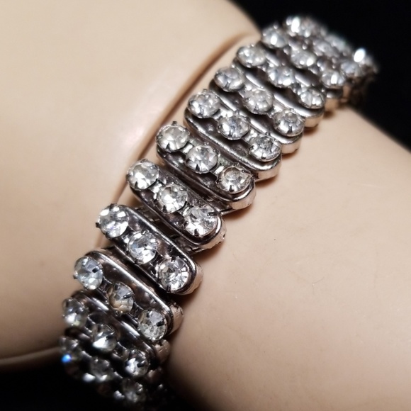 Vintage Mid Century British Hong Kong Rhinestone Accordion Stretch Bracelet - Picture 13 of 13